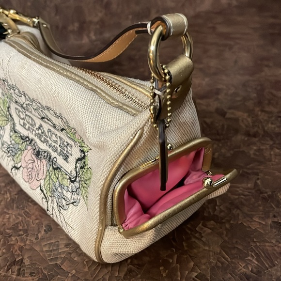 Coach Handbag - Picture 3 of 5